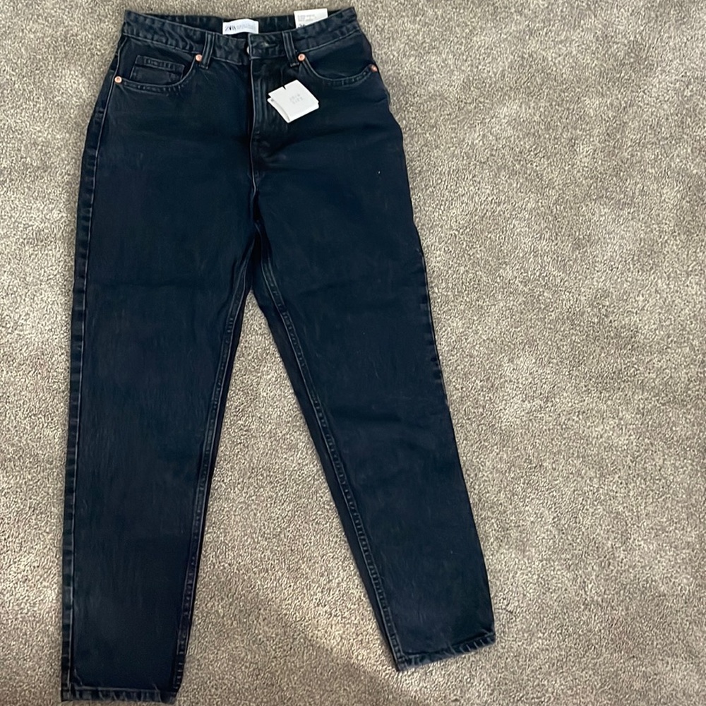 Zara classic mom fit, high rise, never worn